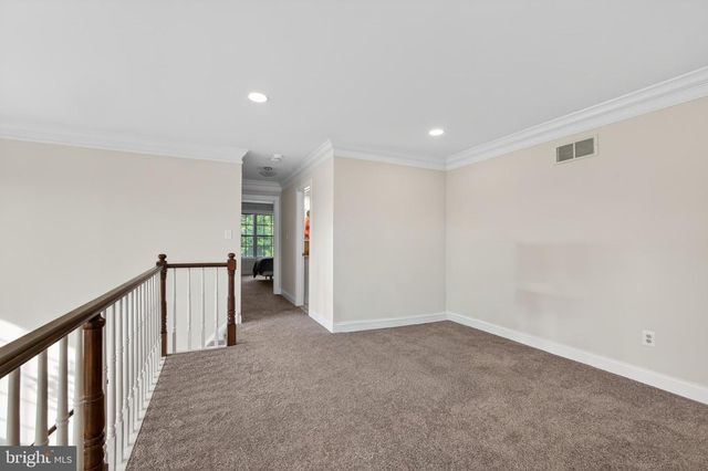 1307 CIRCLE DR, West Chester, PA 19382