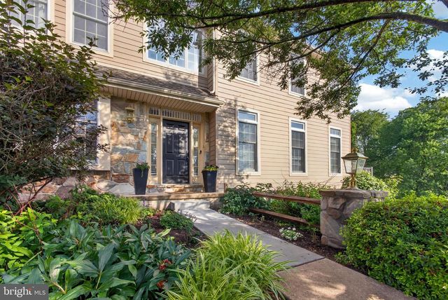 1307 CIRCLE DR, West Chester, PA 19382