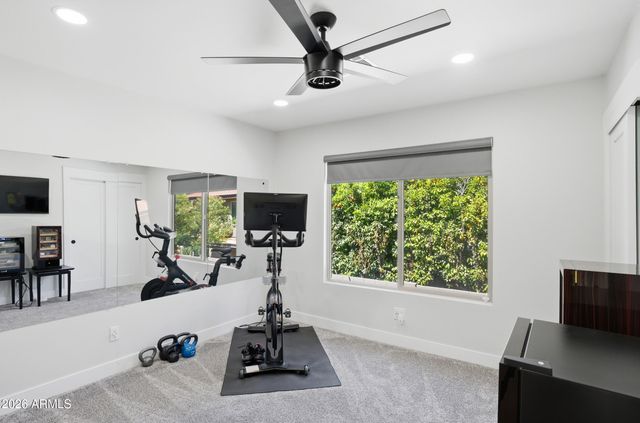 8542 N Farview Drive, Scottsdale, AZ 85258