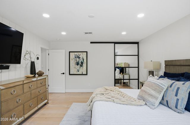 8542 N Farview Drive, Scottsdale, AZ 85258