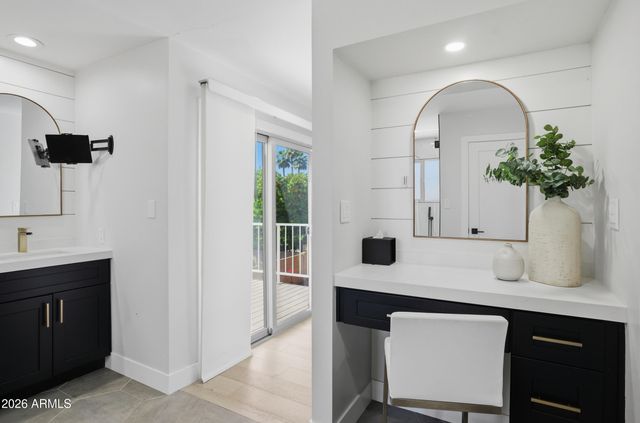 8542 N Farview Drive, Scottsdale, AZ 85258