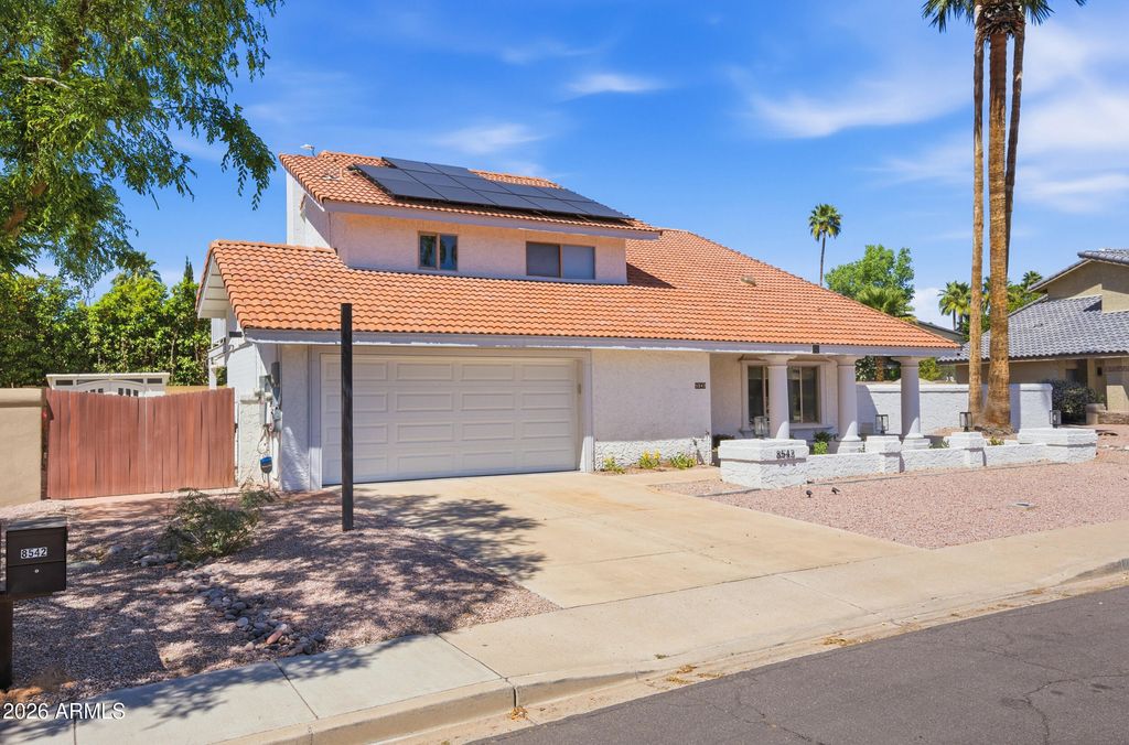 8542 N Farview Drive, Scottsdale, AZ 85258