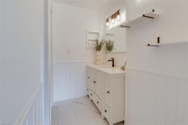 749 Quesnel DR, Virginia Beach, VA 23454