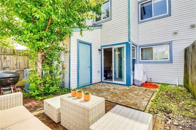 749 Quesnel DR, Virginia Beach, VA 23454