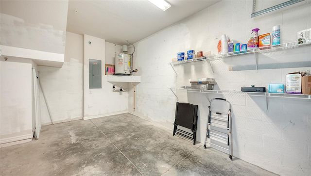 7843 MOONSTONE DRIVE 24-202, Sarasota, FL 34233