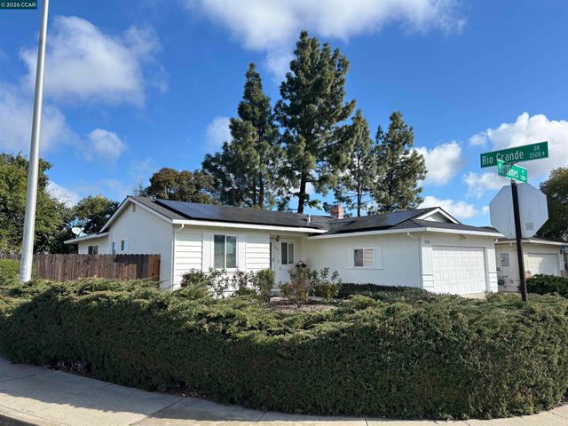 3201 Saint James Pl, Antioch, CA 94509