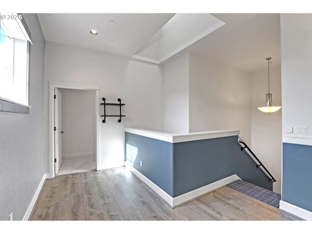 10316 Se BRISTOL Ct, Happy Valley, OR 97086