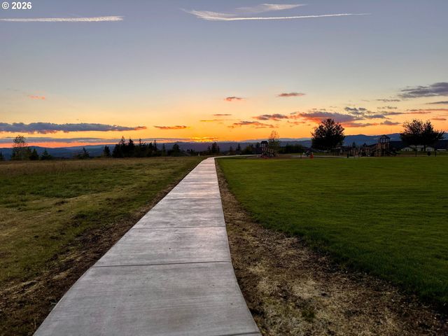 10316 Se BRISTOL Ct, Happy Valley, OR 97086