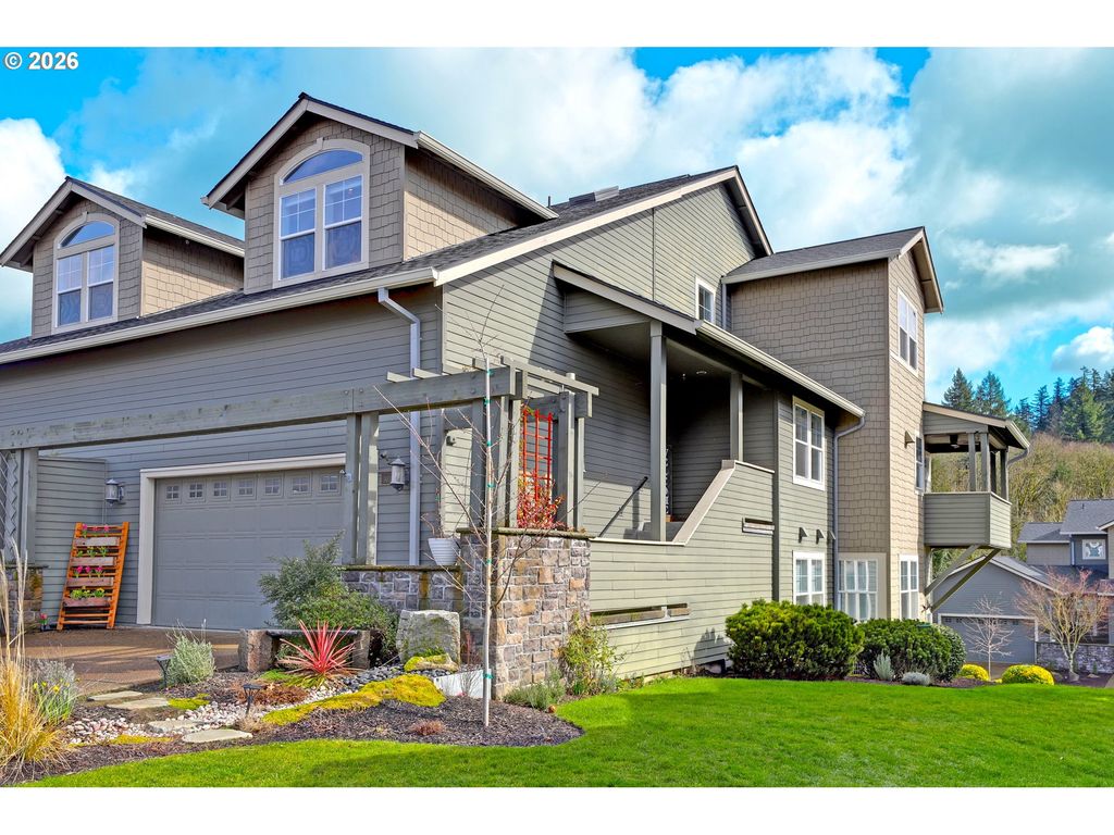 10316 Se BRISTOL Ct, Happy Valley, OR 97086