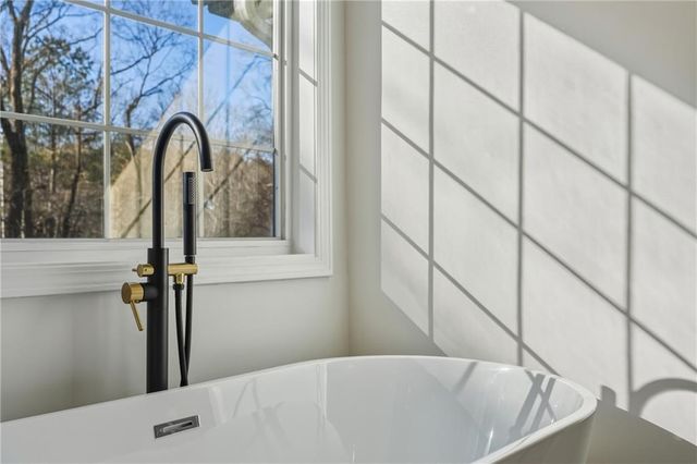 615 Amberwood Place, Euharlee, GA 30145