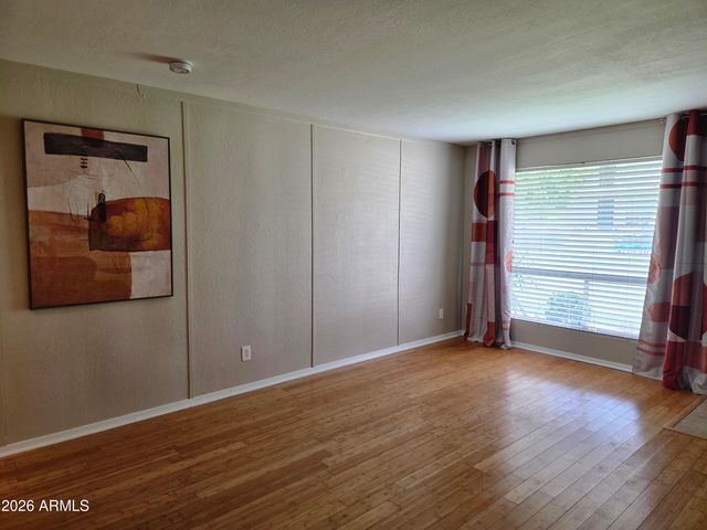 7141 N 16TH Street 2, Phoenix, AZ 85020