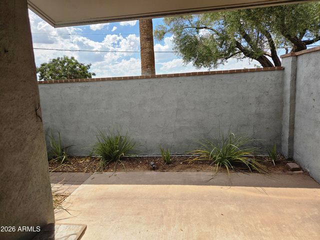 7141 N 16TH Street 2, Phoenix, AZ 85020