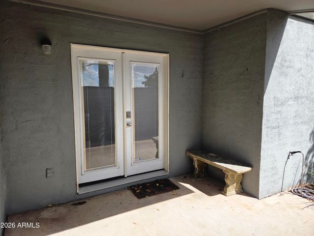 7141 N 16TH Street 2, Phoenix, AZ 85020