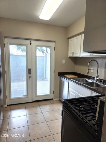 7141 N 16TH Street 2, Phoenix, AZ 85020