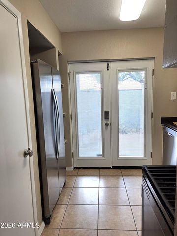 7141 N 16TH Street 2, Phoenix, AZ 85020