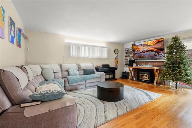 2735 Byron Street, Palo Alto, CA 94306