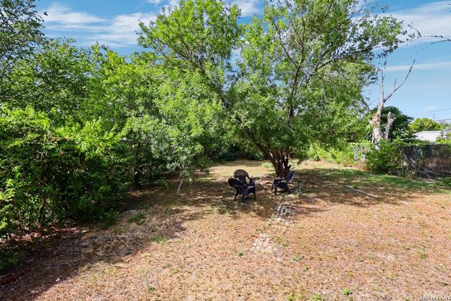 2251 BURNET ST, San Antonio, TX 78202