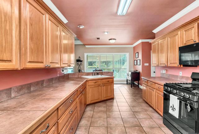 22524 La Hwy 42, Livingston, LA 70754