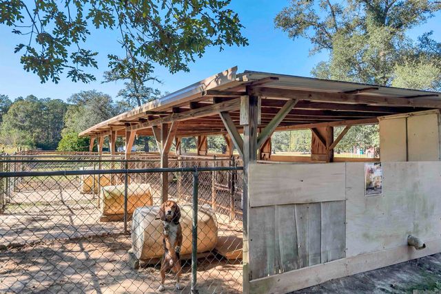 22524 La Hwy 42, Livingston, LA 70754