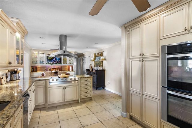 5507 AMERICA DRIVE, Sarasota, FL 34231