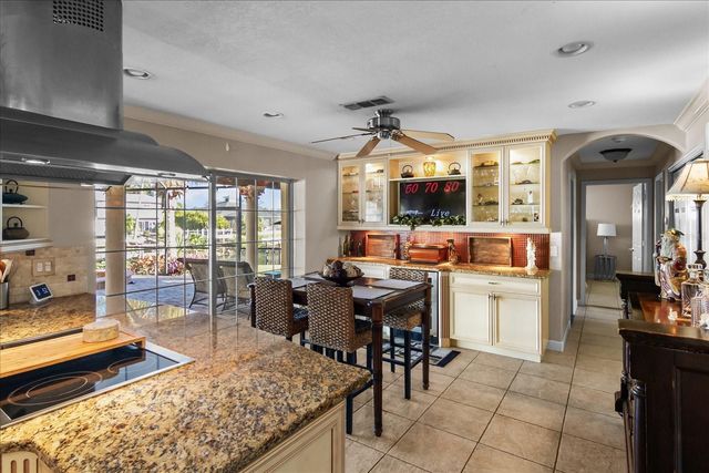 5507 AMERICA DRIVE, Sarasota, FL 34231