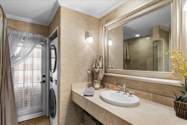 5507 AMERICA DRIVE, Sarasota, FL 34231