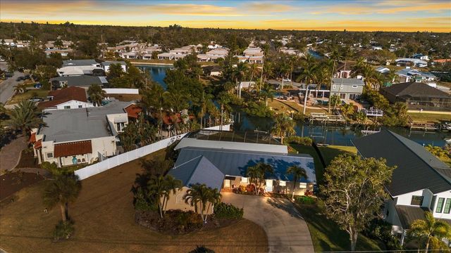 5507 AMERICA DRIVE, Sarasota, FL 34231