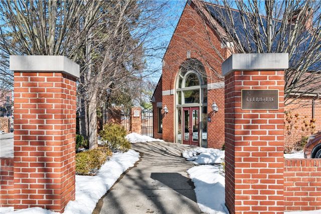 100 Denniston St 304, Shadyside, PA 15206