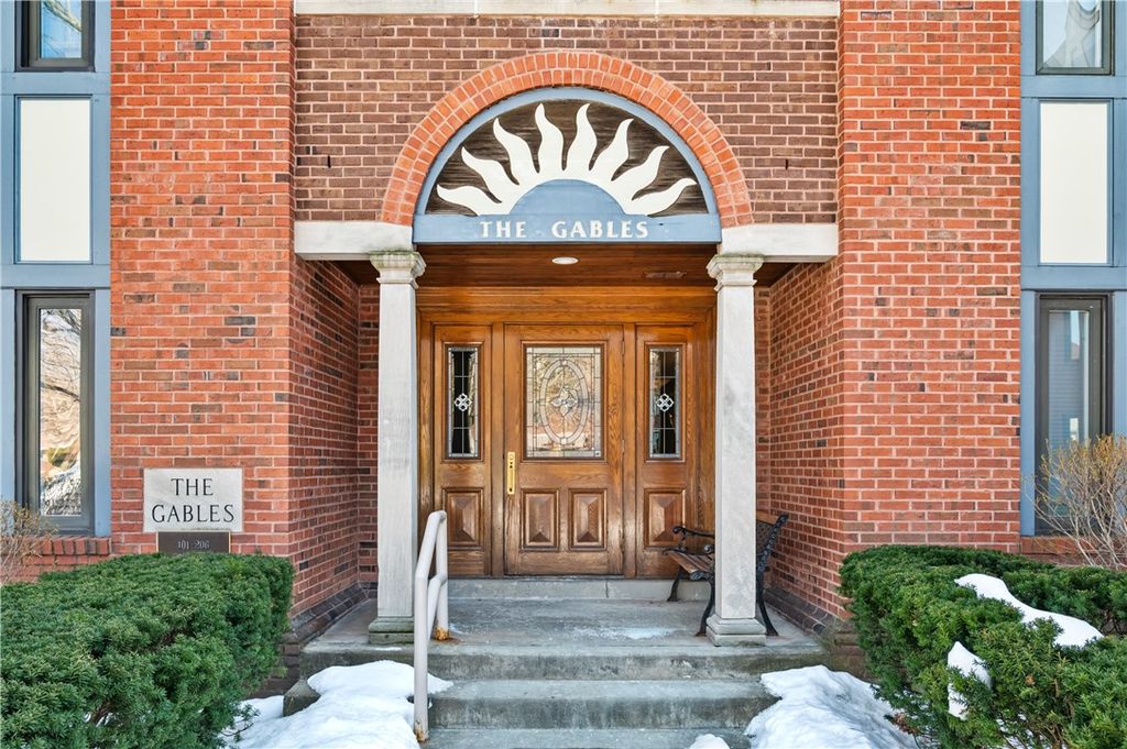 100 Denniston St 304, Shadyside, PA 15206