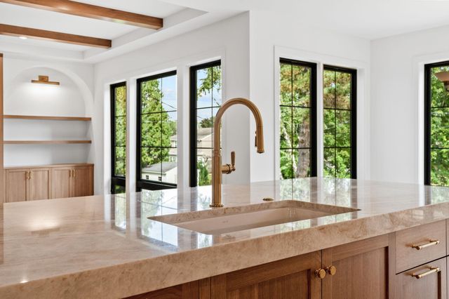 6013 Concord Avenue, Edina, MN 55424