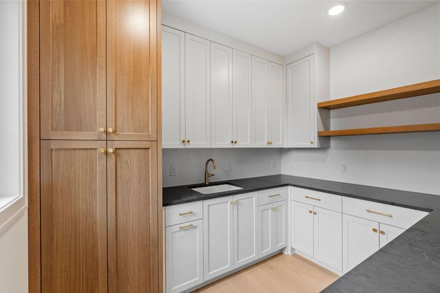 6013 Concord Avenue, Edina, MN 55424