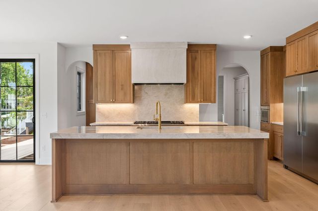 6013 Concord Avenue, Edina, MN 55424