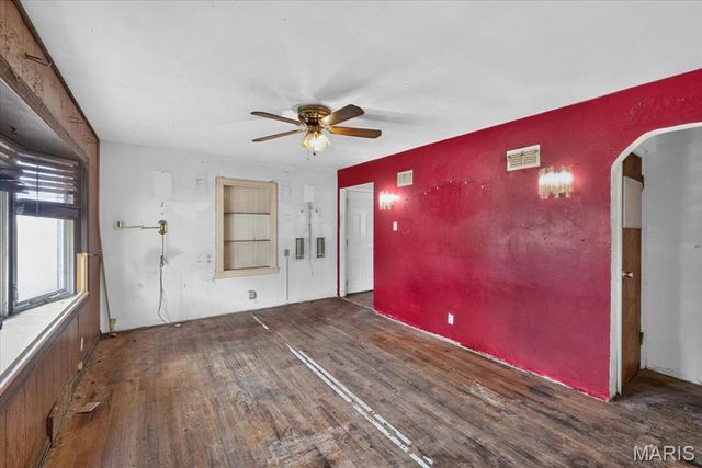 2610 Susan Avenue, St Charles, MO 63301