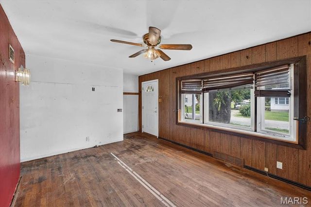 2610 Susan Avenue, St Charles, MO 63301