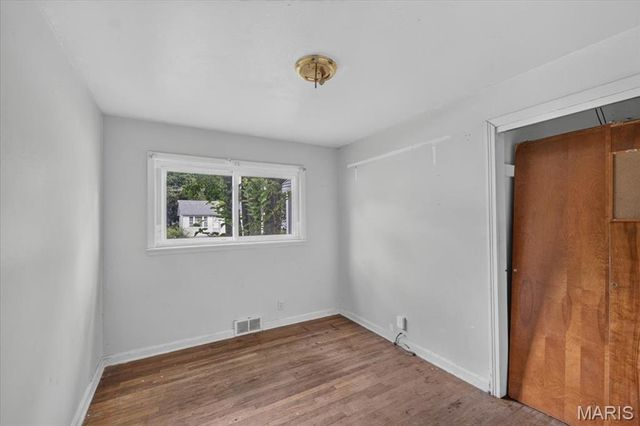 2610 Susan Avenue, St Charles, MO 63301