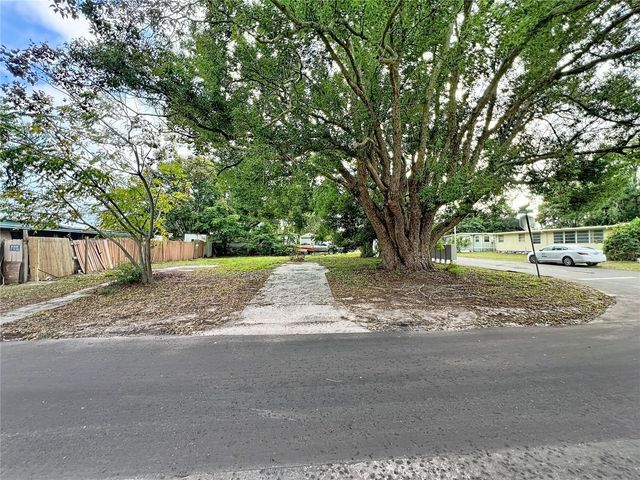 5630 SUNSHINE PARK DRIVE, New Port Richey, FL 34652