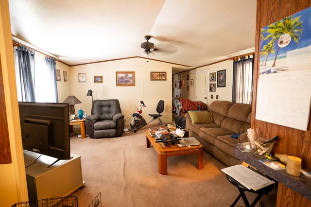 301 Dixie Road, Weatherford, TX 76087