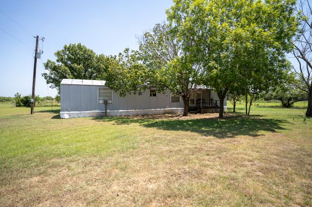 301 Dixie Road, Weatherford, TX 76087