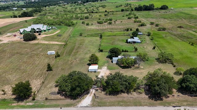 301 Dixie Road, Weatherford, TX 76087