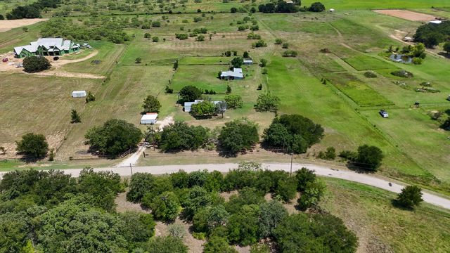 301 Dixie Road, Weatherford, TX 76087