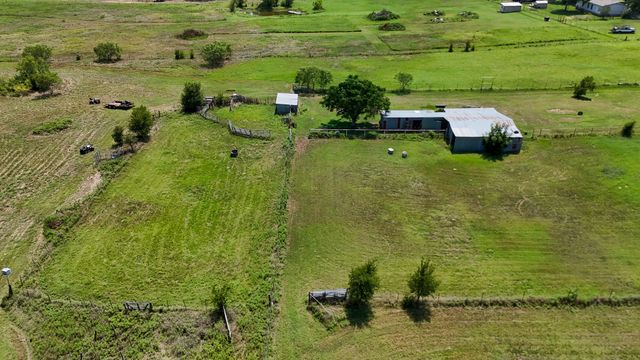 301 Dixie Road, Weatherford, TX 76087