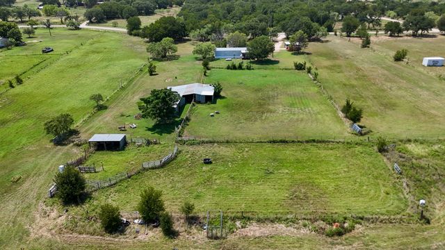 301 Dixie Road, Weatherford, TX 76087