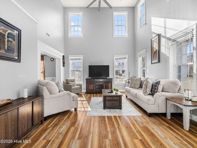 500 Sea Grass Court, Swansboro, NC 28584