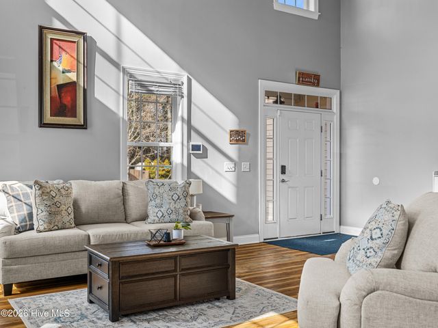 500 Sea Grass Court, Swansboro, NC 28584