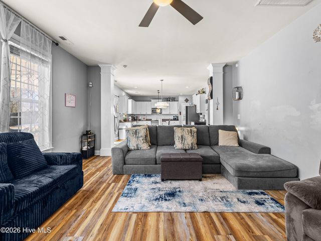 500 Sea Grass Court, Swansboro, NC 28584