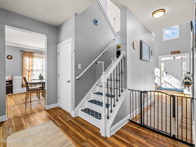 500 Sea Grass Court, Swansboro, NC 28584