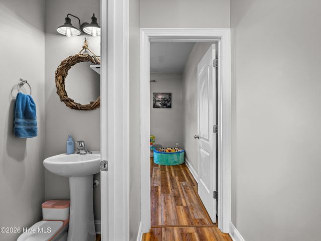 500 Sea Grass Court, Swansboro, NC 28584