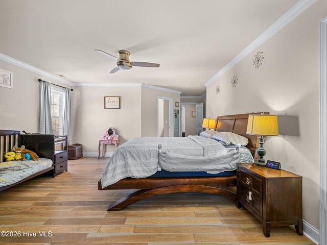 500 Sea Grass Court, Swansboro, NC 28584