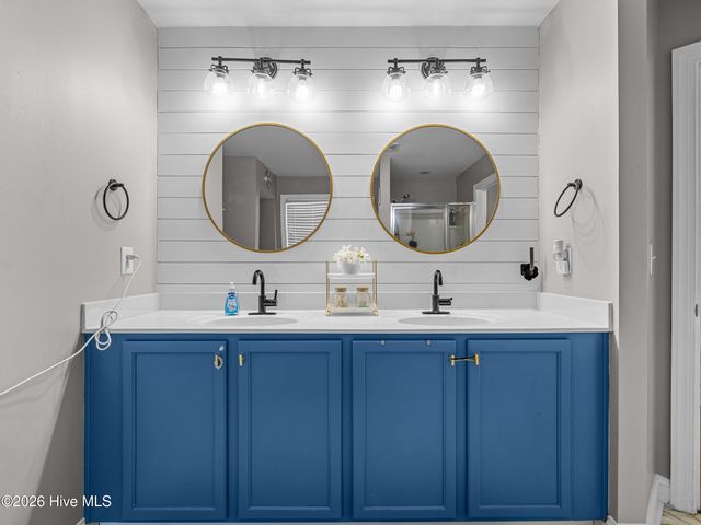 500 Sea Grass Court, Swansboro, NC 28584