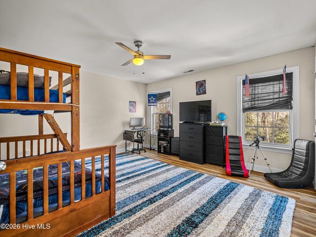 500 Sea Grass Court, Swansboro, NC 28584